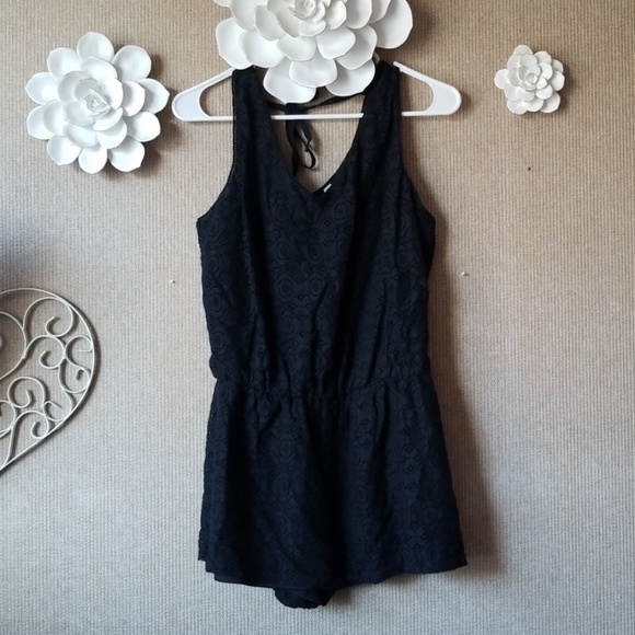 Xhilaration Other - 🎉🎉2For$13🎉🎉Xhilaration Black Romper size M